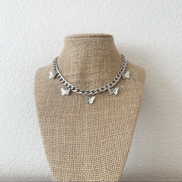 Jewelry - NEW | butterfly necklace